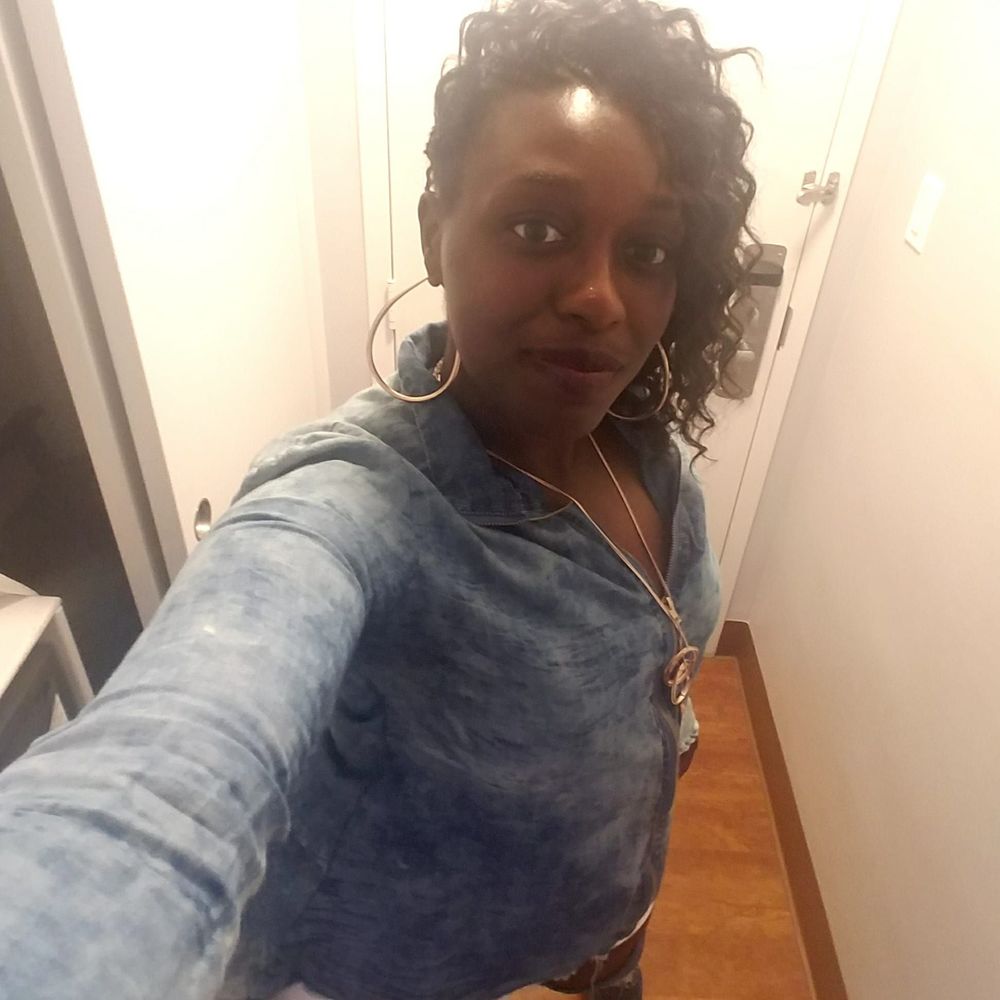 Meet your Posher, Trenise